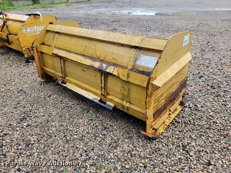 image for item DZ7287 Beaverbuilt skid steer snow pusher