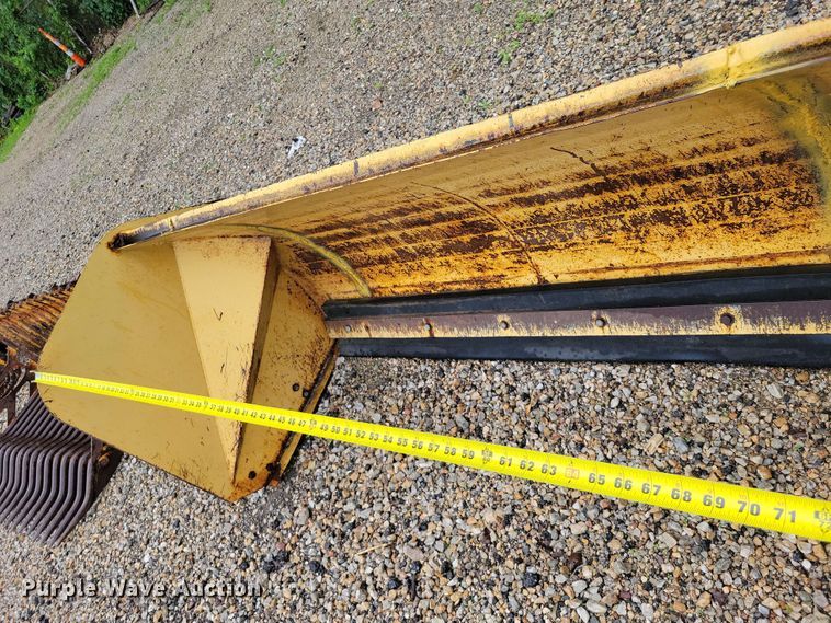 image for item DZ7287 Beaverbuilt skid steer snow pusher