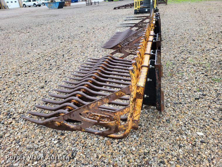 image for item DZ7288 Shoule HB-6 skid steer rock bucket