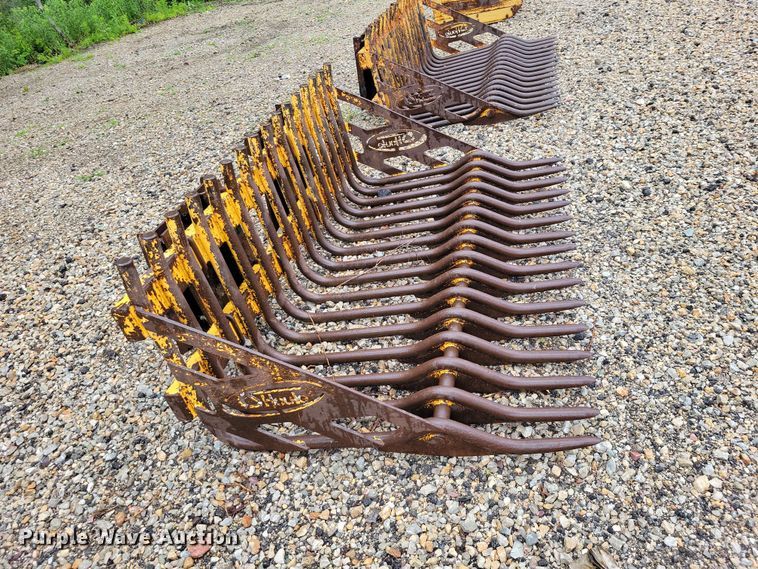 image for item DZ7289 Shoule HB-6 skid steer rock bucket