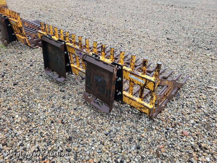 image for item DZ7289 Shoule HB-6 skid steer rock bucket