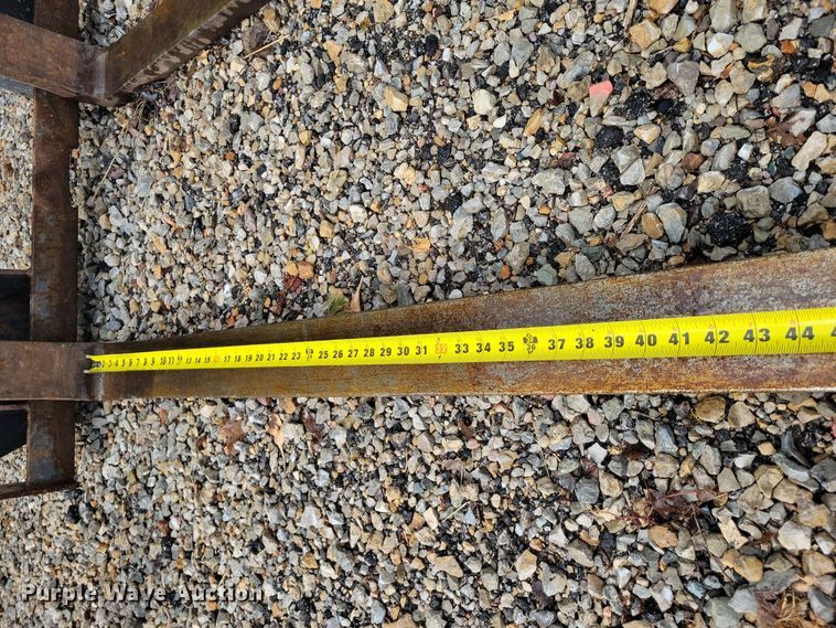 image for item DZ7290 Bradco skid steer forks