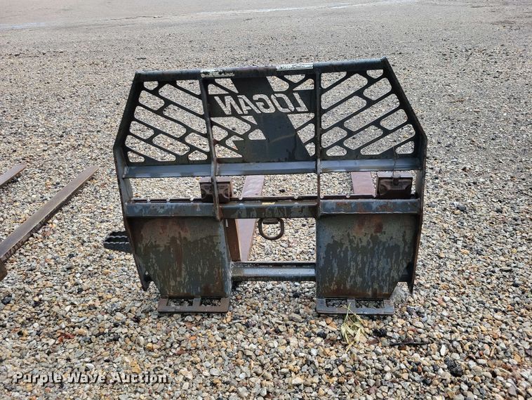 image for item DZ7291 Bradco skid steer forks