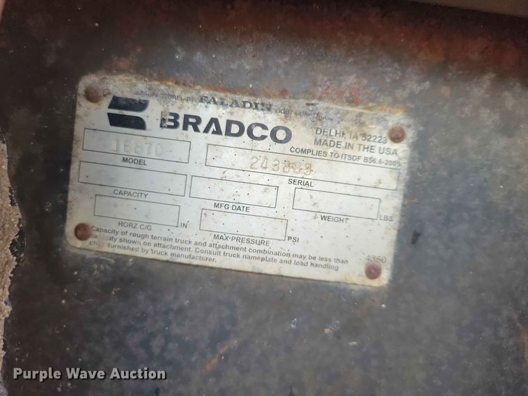 image for item DZ7291 Bradco skid steer forks