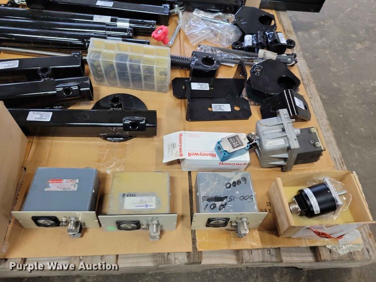 image for item DZ7300 Paver parts