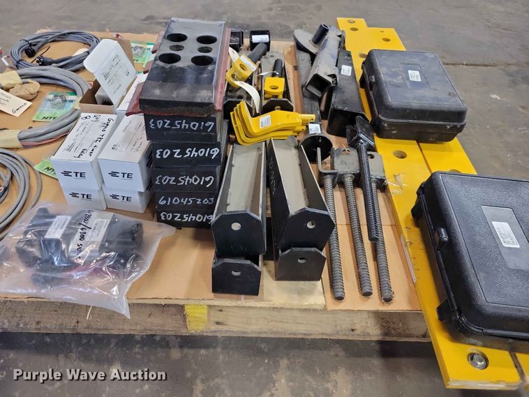 image for item DZ7300 Paver parts