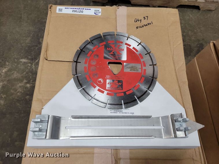 image for item DZ7302 (37) X Magnum concrete saw blades