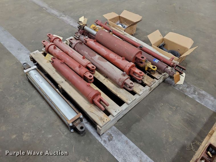 image for item DZ7307 Hydraulic cylinders
