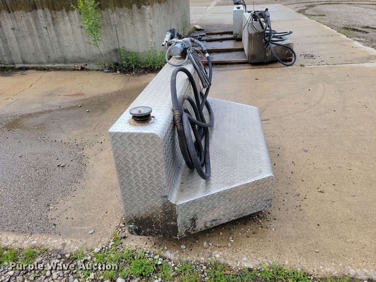 image for item DZ7316 Fuel tank