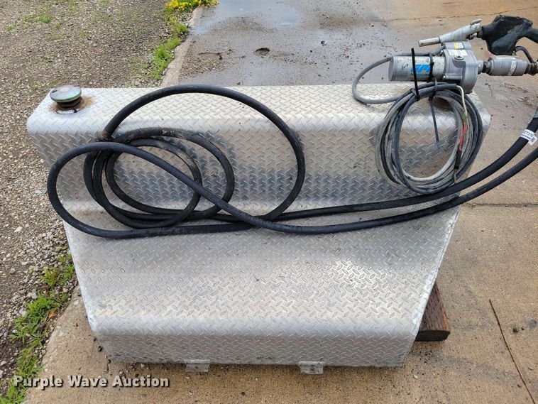 image for item DZ7316 Fuel tank