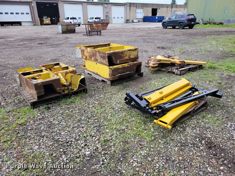 image for item DZ7318 Paver parts
