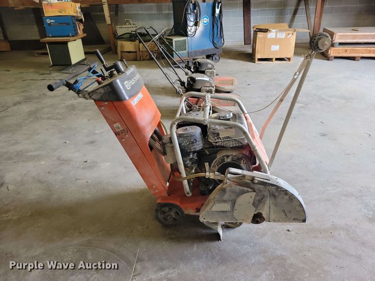 image for item DZ7322 2014 Husqvarna  FS413 concrete saw