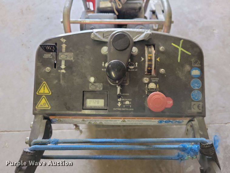 image for item DZ7322 2014 Husqvarna  FS413 concrete saw