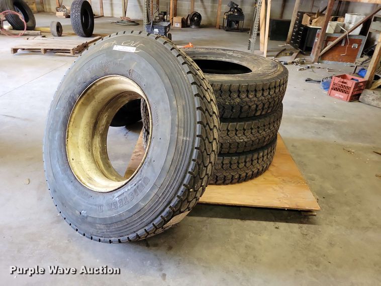 image for item DZ7324 (5) tires and wheels