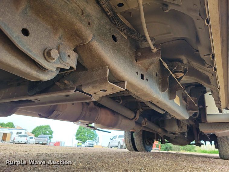 image for item DZ7334 2017 Ford F550 bucket truck
