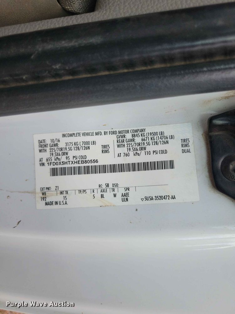 image for item DZ7334 2017 Ford F550 bucket truck
