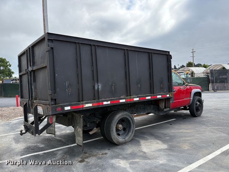 image for item EC8357 1998 Chevrolet C3500 dump truck