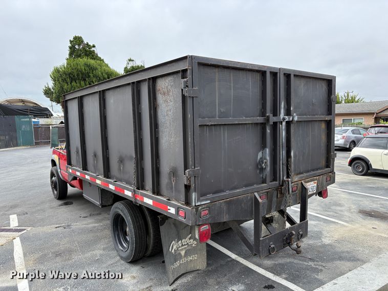 image for item EC8357 1998 Chevrolet C3500 dump truck