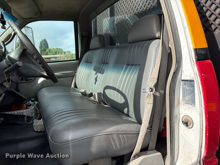 image for item EC8357 1998 Chevrolet C3500 dump truck