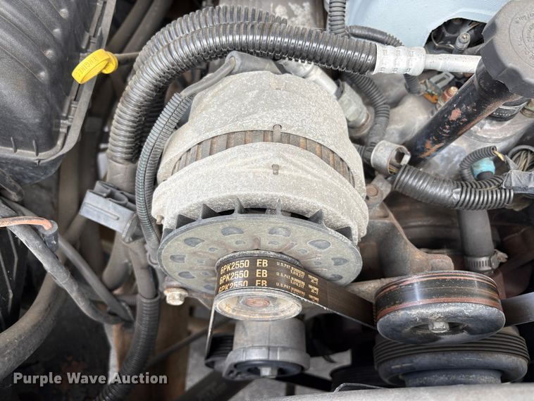 image for item EC8357 1998 Chevrolet C3500 dump truck