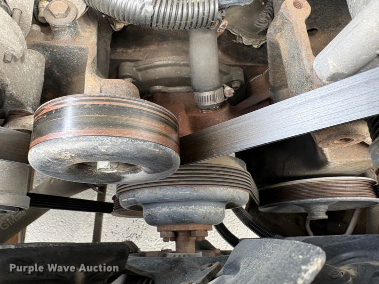 image for item EC8357 1998 Chevrolet C3500 dump truck