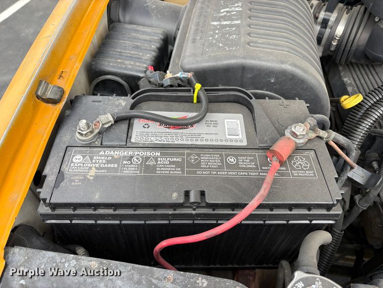 image for item EC8357 1998 Chevrolet C3500 dump truck
