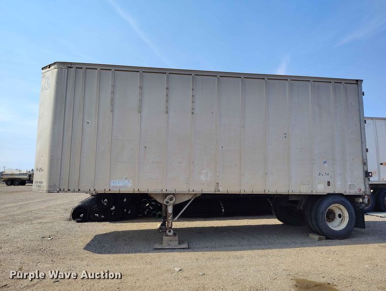image for item ED0161 1976 Trailmoblie D51 dry van trailer