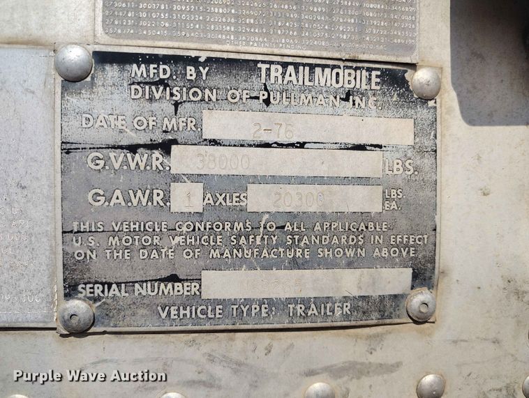 image for item ED0161 1976 Trailmoblie D51 dry van trailer