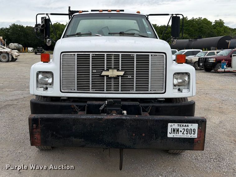 image for item ED5310 1994 Chevrolet Kodiak oil distributor truck