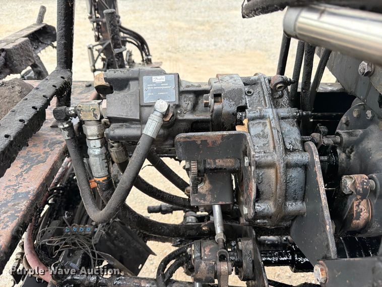 image for item ED5310 1994 Chevrolet Kodiak oil distributor truck