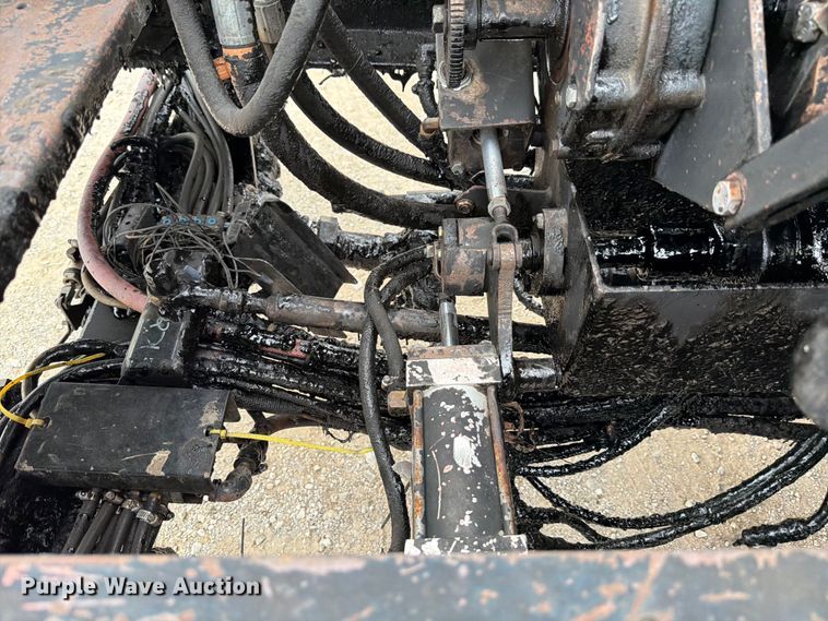 image for item ED5310 1994 Chevrolet Kodiak oil distributor truck