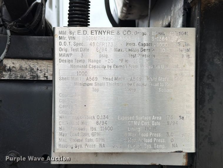 image for item ED5310 1994 Chevrolet Kodiak oil distributor truck