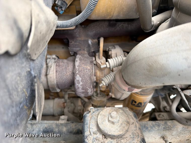 image for item ED5310 1994 Chevrolet Kodiak oil distributor truck