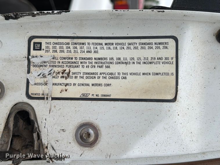 image for item ED5310 1994 Chevrolet Kodiak oil distributor truck