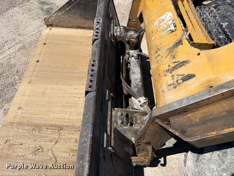 image for item ED5339 2019 Caterpillar 272D2 XHP skid steer loader