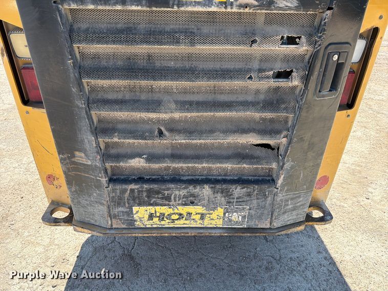 image for item ED5339 2019 Caterpillar 272D2 XHP skid steer loader