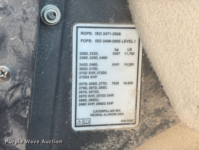 image for item ED5339 2019 Caterpillar 272D2 XHP skid steer loader