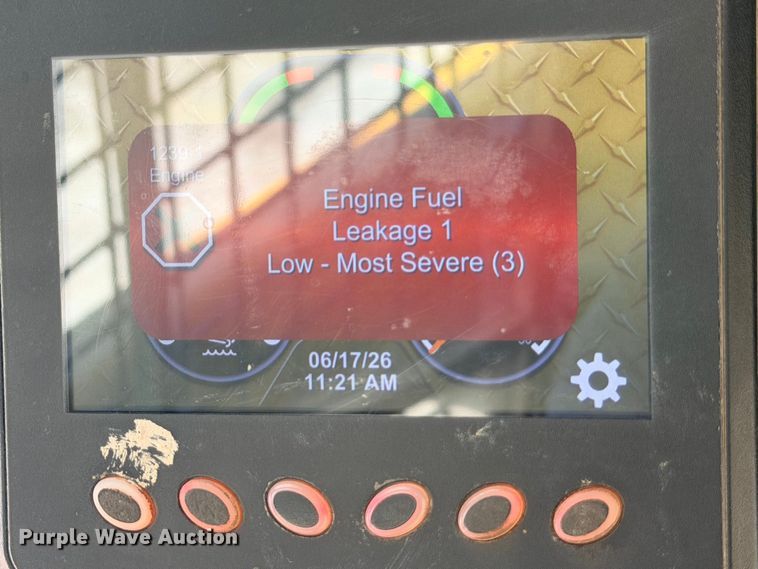 image for item ED5339 2019 Caterpillar 272D2 XHP skid steer loader