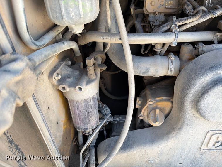 image for item ED5339 2019 Caterpillar 272D2 XHP skid steer loader