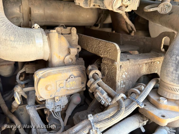 image for item ED5339 2019 Caterpillar 272D2 XHP skid steer loader