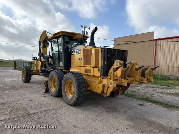 image for item ED5344 2013 John Deere 772G motor grader