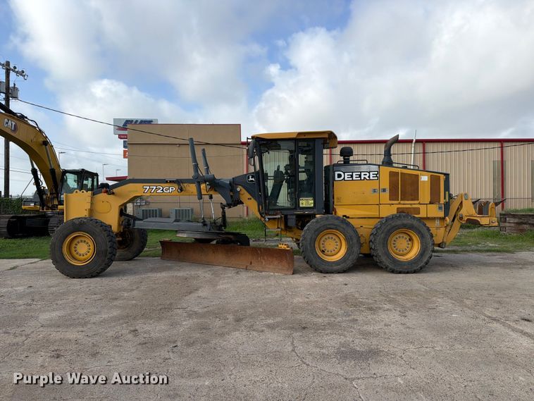 image for item ED5344 2013 John Deere 772G motor grader