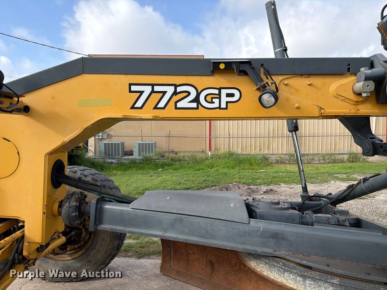image for item ED5344 2013 John Deere 772G motor grader