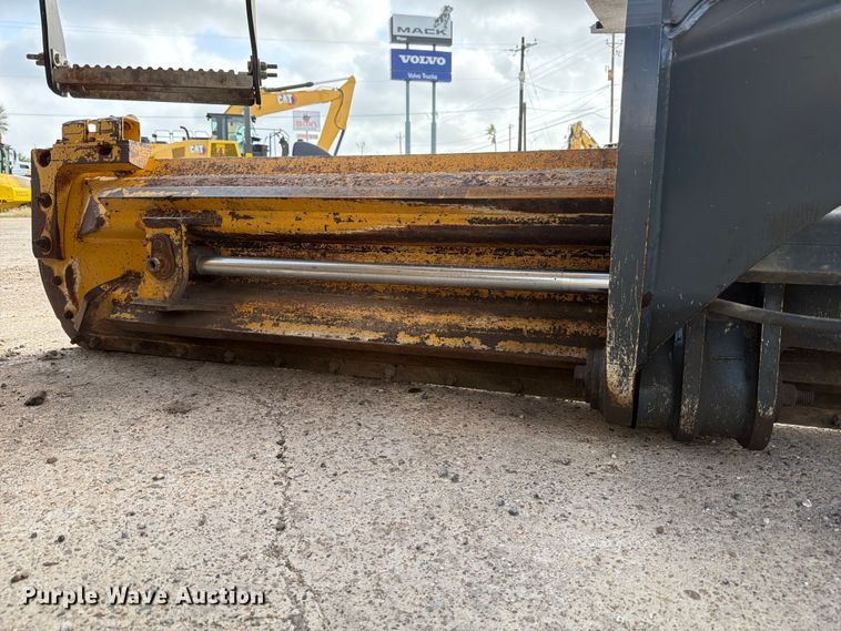 image for item ED5344 2013 John Deere 772G motor grader