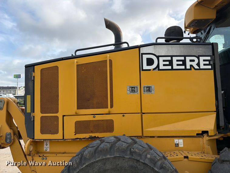 image for item ED5344 2013 John Deere 772G motor grader