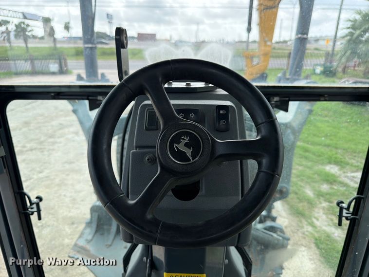 image for item ED5344 2013 John Deere 772G motor grader