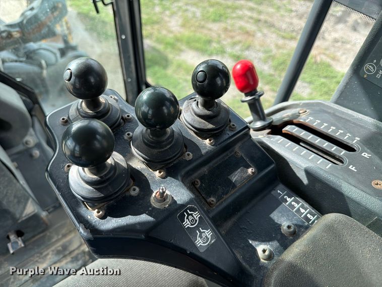 image for item ED5344 2013 John Deere 772G motor grader