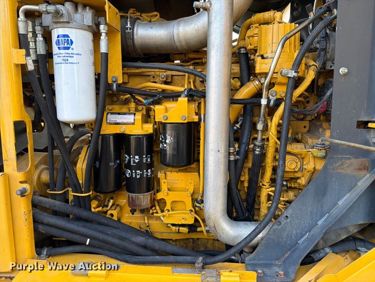 image for item ED5344 2013 John Deere 772G motor grader