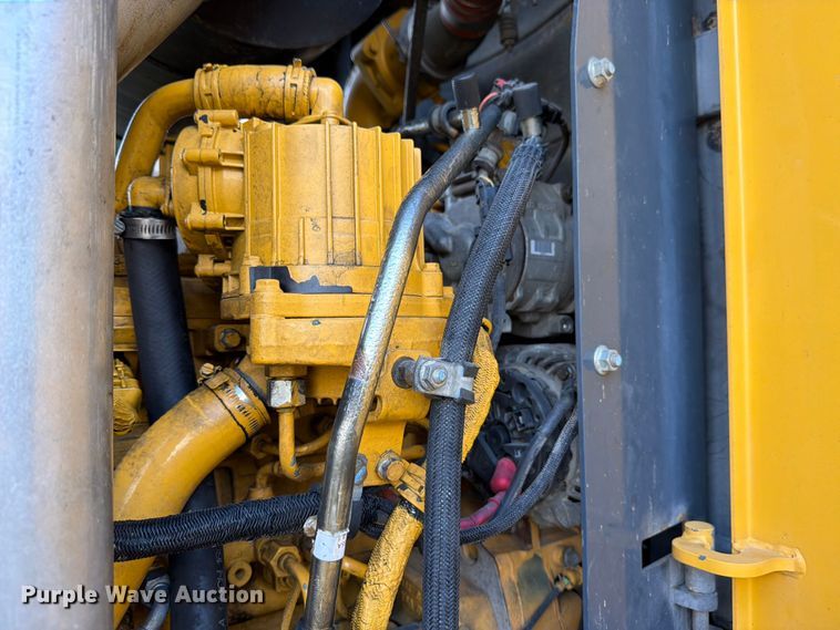 image for item ED5344 2013 John Deere 772G motor grader