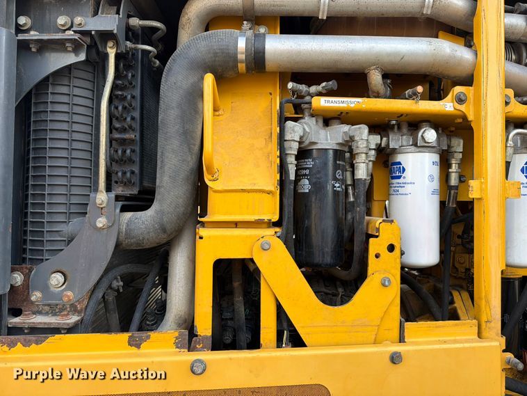 image for item ED5344 2013 John Deere 772G motor grader